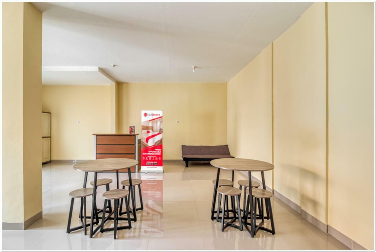 Reddoorz Near Ramai Mall Malioboro ยอกยาการ์ตา ภายนอก รูปภาพ